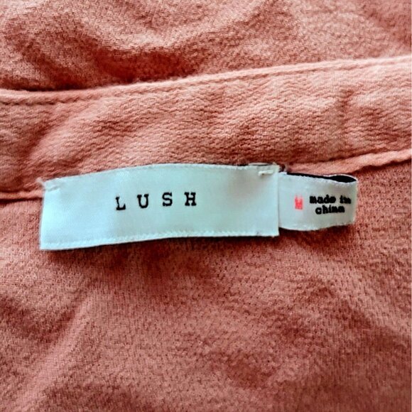 Lush Blouse Pink Women Size Medium Side Split High Low Hem Bell Sleeves - Picture 5 of 6